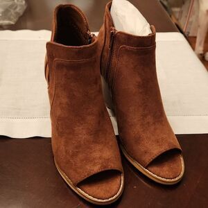 Aomo Love Suede Boots